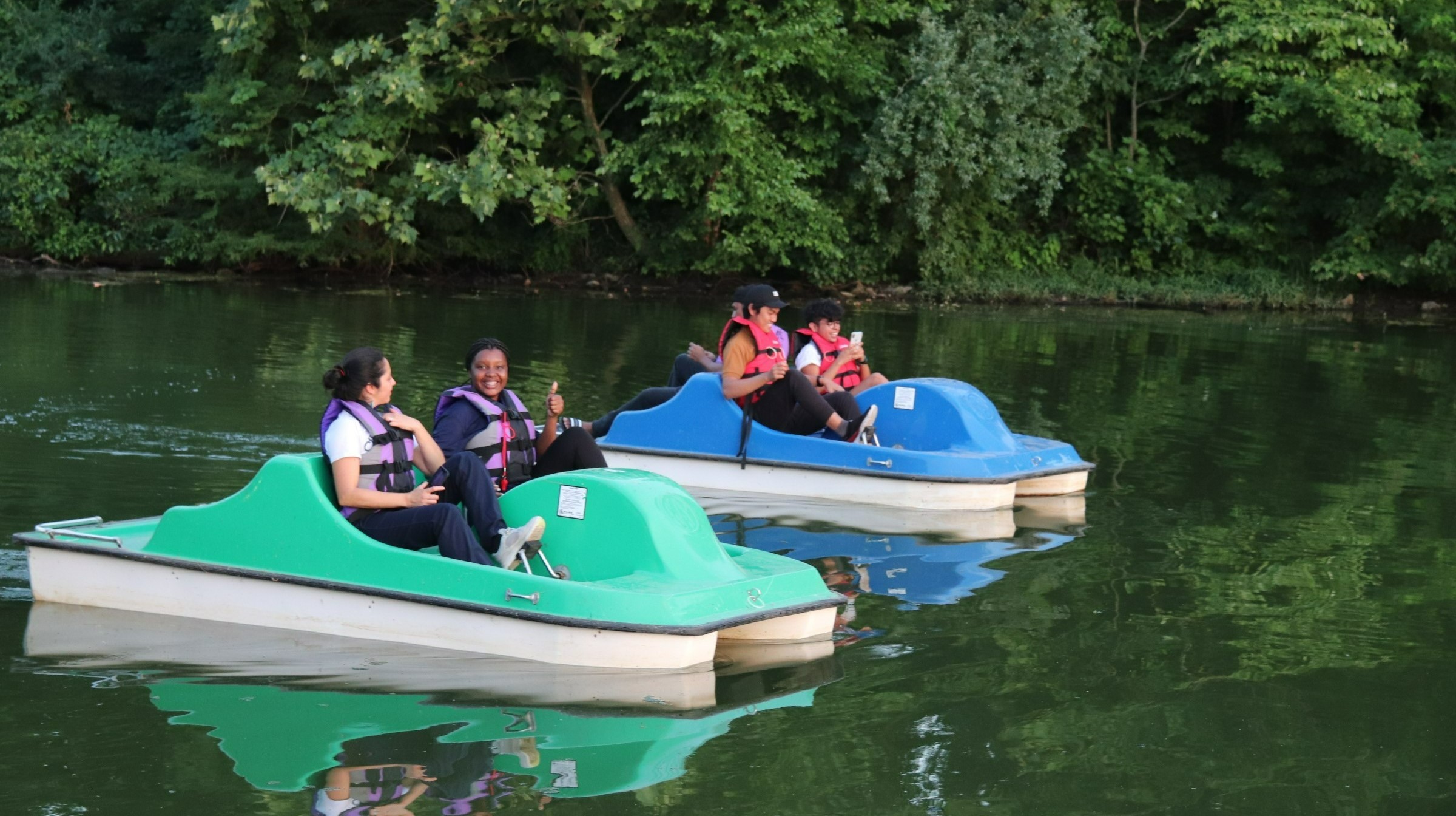 SIU students participating in Becker Boating